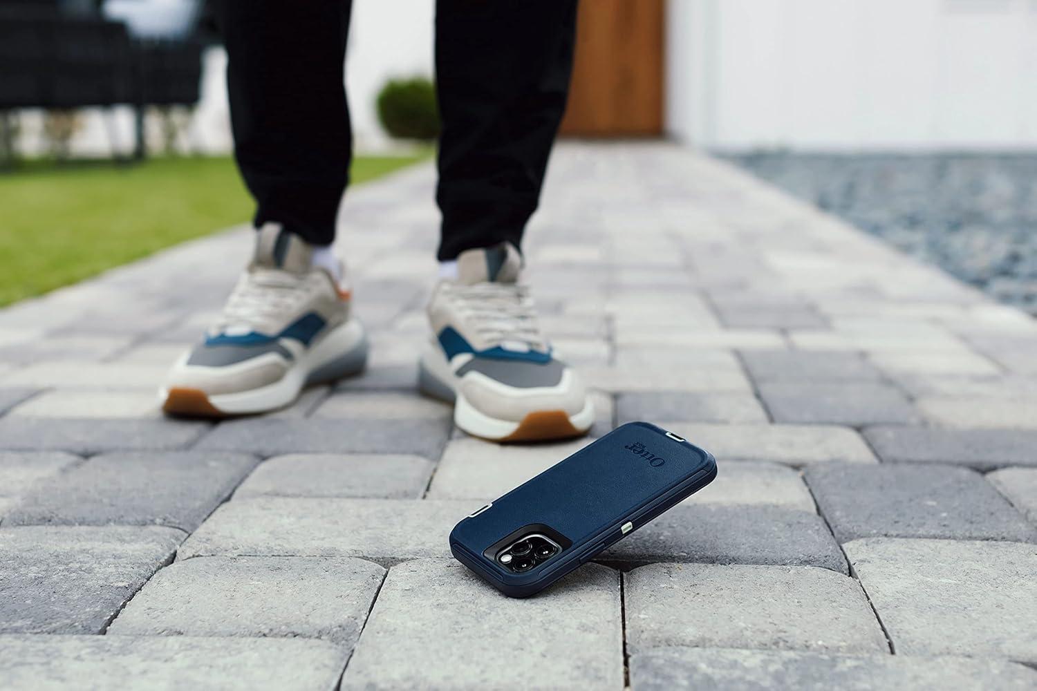 imageOtterBox DEFENDER SERIES Case for Apple iPhone 14 Plus RealTree Edge Blackblack